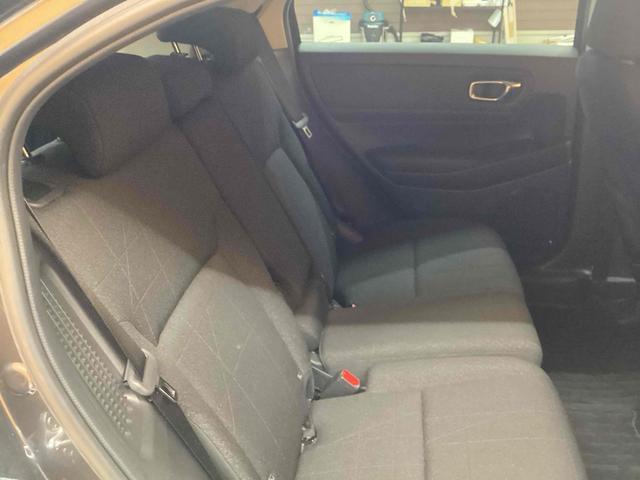 ヴェゼル ｅ：ＨＥＶ　Ｘ　ＥＴＣ　バックカメラ　クリアランスソナー　オートクルーズコントロール　レーンアシスト　衝突被害軽減システム　オートライト　ＬＥＤヘッドランプ　アルミホイール　スマートキー（27枚目）