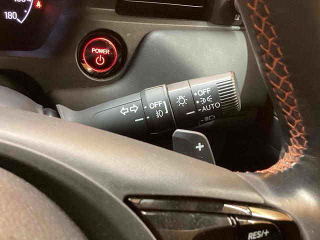 ヴェゼル ｅ：ＨＥＶ　Ｘ　ＥＴＣ　バックカメラ　クリアランスソナー　オートクルーズコントロール　レーンアシスト　衝突被害軽減システム　オートライト　ＬＥＤヘッドランプ　アルミホイール　スマートキー（42枚目）