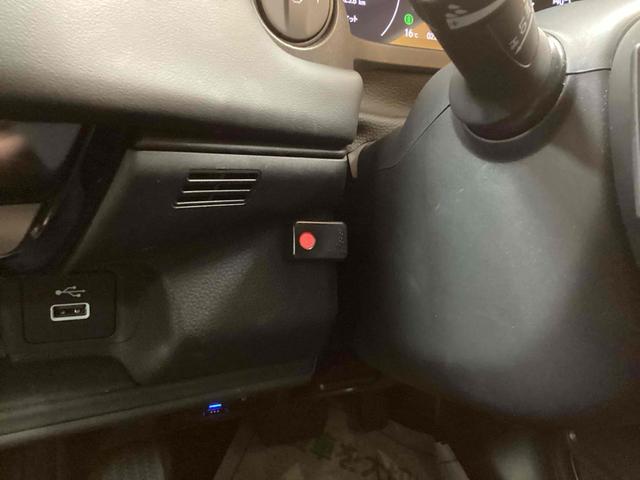 ヴェゼル ｅ：ＨＥＶ　Ｘ　ＥＴＣ　バックカメラ　クリアランスソナー　オートクルーズコントロール　レーンアシスト　衝突被害軽減システム　オートライト　ＬＥＤヘッドランプ　アルミホイール　スマートキー（47枚目）