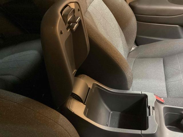 ヴェゼル ｅ：ＨＥＶ　Ｘ　ＥＴＣ　バックカメラ　クリアランスソナー　オートクルーズコントロール　レーンアシスト　衝突被害軽減システム　オートライト　ＬＥＤヘッドランプ　アルミホイール　スマートキー（51枚目）