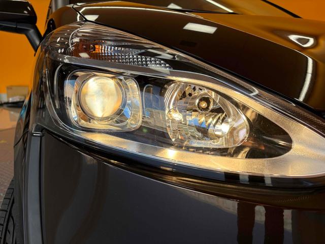 シエンタ X バックカメラ ナビ 両側スライド・片側電動 スマートキー アイドリングストップ 電動格納ミラー 3列シート ウォークスルー CVT 盗難防止システム 衝突安全ボディ ABS ESC(29枚目)