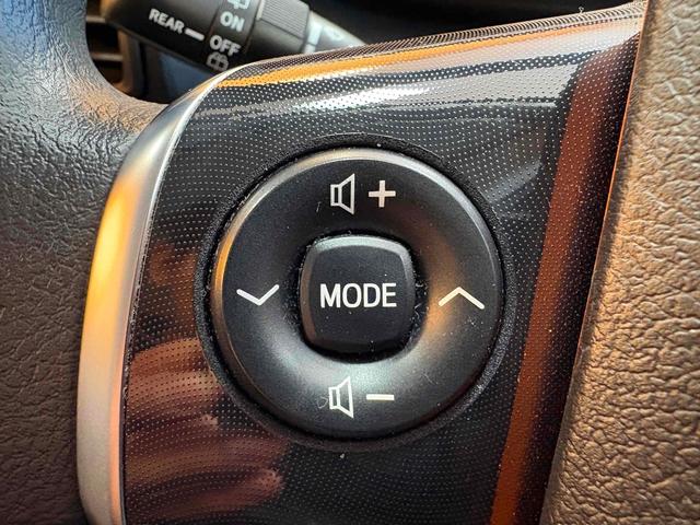 シエンタ X バックカメラ ナビ 両側スライド・片側電動 スマートキー アイドリングストップ 電動格納ミラー 3列シート ウォークスルー CVT 盗難防止システム 衝突安全ボディ ABS ESC(47枚目)