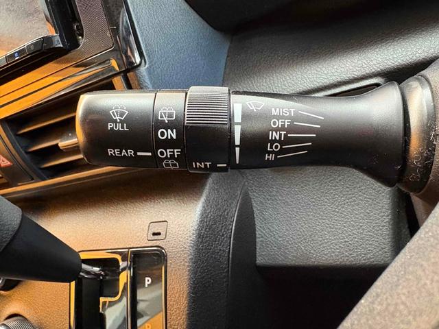 シエンタ X バックカメラ ナビ 両側スライド・片側電動 スマートキー アイドリングストップ 電動格納ミラー 3列シート ウォークスルー CVT 盗難防止システム 衝突安全ボディ ABS ESC(49枚目)