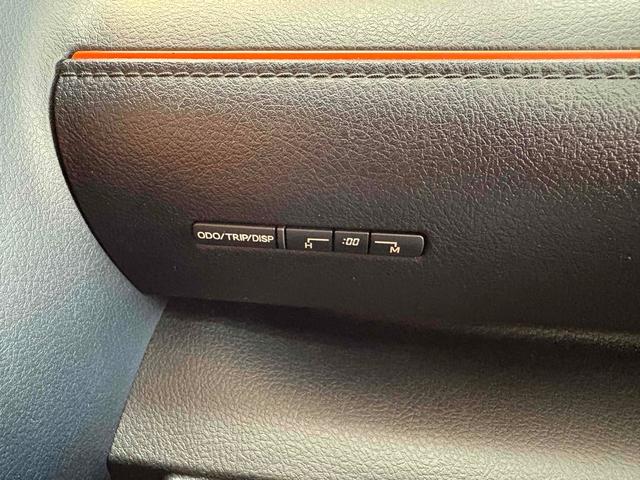 シエンタ X バックカメラ ナビ 両側スライド・片側電動 スマートキー アイドリングストップ 電動格納ミラー 3列シート ウォークスルー CVT 盗難防止システム 衝突安全ボディ ABS ESC(50枚目)