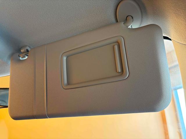 シエンタ X バックカメラ ナビ 両側スライド・片側電動 スマートキー アイドリングストップ 電動格納ミラー 3列シート ウォークスルー CVT 盗難防止システム 衝突安全ボディ ABS ESC(57枚目)