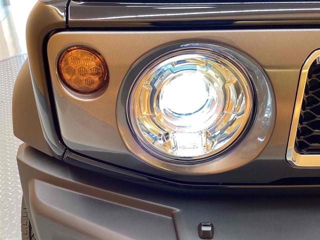 ジムニーノマド FC 4WD ETC クリアランスソナー オートクルーズコントロール レーンアシスト 衝突被害軽減システム オートライト LEDヘッドランプ ヘッドライトウォッシャー アルミホイール スマートキー(31枚目)