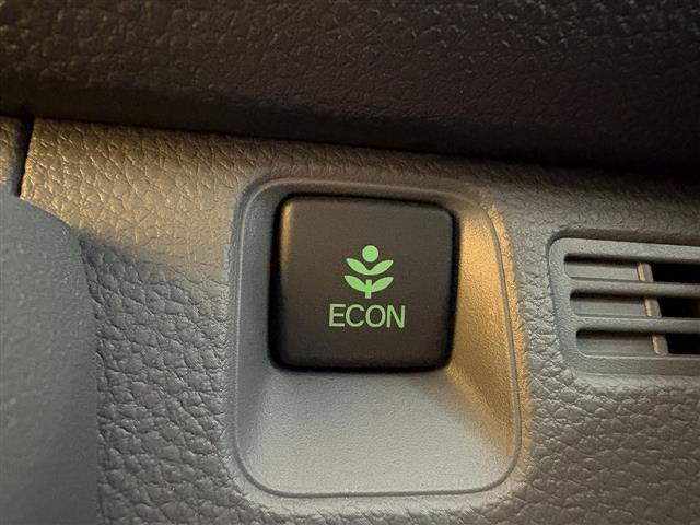 お車の知識がなくても大丈夫です！皆様のご来店をスタッフ一同、心よりお待ちしております。