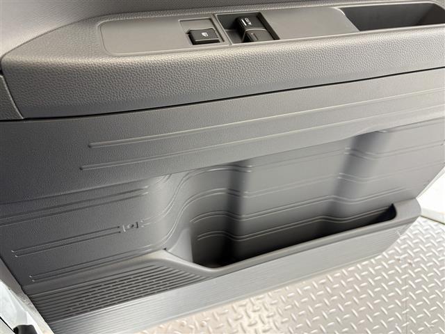 ご覧頂きまして誠に有難うございます！！是非ご来店して頂き、実際にご覧になって頂ければと思います。お客様からのご連絡をスタッフ一同、心よりお待ちしております