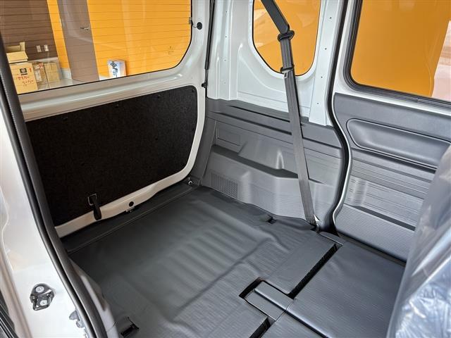 当店のお車をご覧いただきましてありがとうございます。お車についてのご質問やお見積りのご依頼、ご購入にあたってのご相談などお気軽にお問い合わせ下さい！