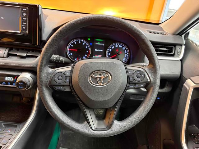 トヨタ ＲＡＶ４ 6枚目