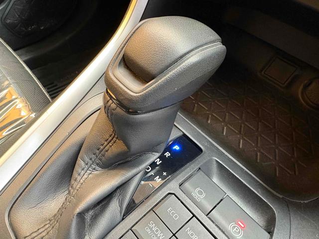 トヨタ ＲＡＶ４ 12枚目