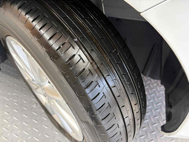 アクア Z 4WD 全周囲カメラ ナビ TV クリアランスソナー オートクルーズコントロール レーンアシスト 衝突被害軽減システム アルミホイール オートマチックハイビーム オートライト(26枚目)