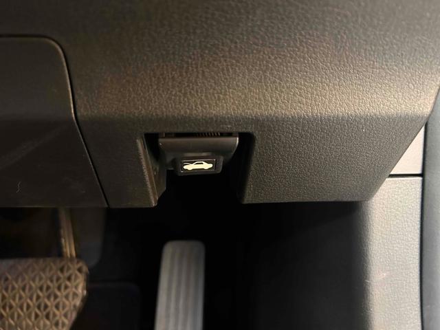 ＣＸ－３０ ２０Ｓ　プロアクティブ　ツーリングセレクション　ＥＴＣ　バックカメラ　クリアランスソナー　オートクルーズコントロール　レーンアシスト　パワーシート　衝突被害軽減システム　ナビ　オートマチックハイビーム　オートライト（52枚目）