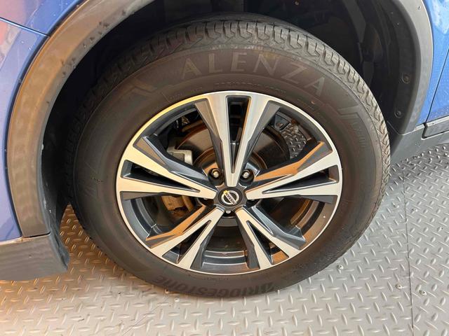 エクストレイル 20Xi 4WD ETC カーナビ サイドカメラ クリアランスソナー オートクルーズコントロール 衝突被害軽減システム オートライト LEDヘッドランプ 電動リアゲート アルミホイール(29枚目)