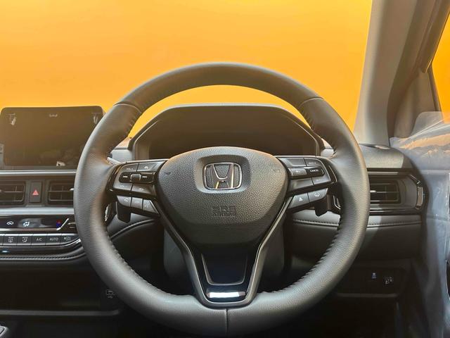 ＷＲ－Ｖ Ｚ＋　ブラックスタイル　バックカメラ　クリアランスソナー　オートクルーズコントロール　レーンアシスト　衝突被害軽減システム　ＬＥＤヘッドランプ　アルミホイール　スマートキー　電動格納ミラー　ＣＶＴ　盗難防止システム　ＡＢＳ（6枚目）