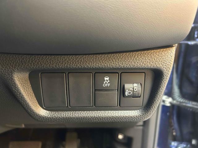 ＷＲ－Ｖ Ｚ＋　ブラックスタイル　バックカメラ　クリアランスソナー　オートクルーズコントロール　レーンアシスト　衝突被害軽減システム　ＬＥＤヘッドランプ　アルミホイール　スマートキー　電動格納ミラー　ＣＶＴ　盗難防止システム　ＡＢＳ（12枚目）