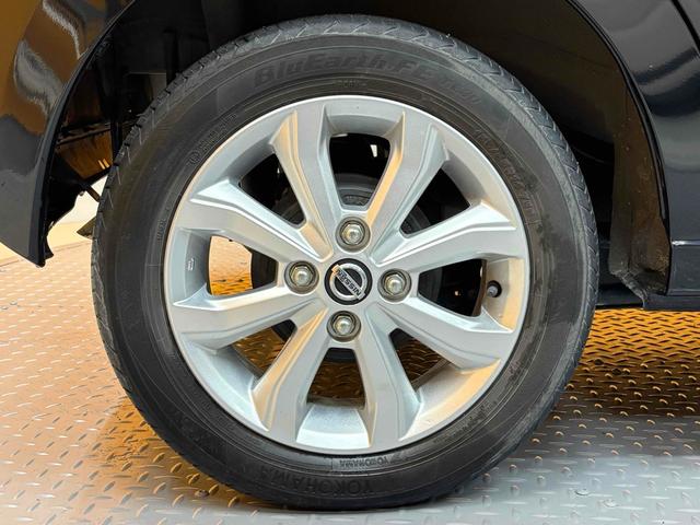 デイズ Ｘ　４ＷＤ　ＥＴＣ　全周囲カメラ　ナビ　ＴＶ　オートライト　スマートキー　アイドリングストップ　電動格納ミラー　シートヒーター　ＣＶＴ　ＣＤ　Ｂｌｕｅｔｏｏｔｈ　アルミホイール（26枚目）