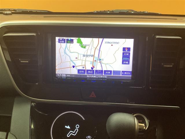 旅行やレジャーにと様々なシーンで期待に応える安心ナビ付き！