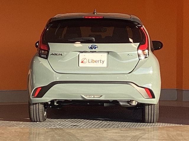 アクア Ｚ　ラフィネ　全周囲カメラ　クリアランスソナー　オートクルーズコントロール　レーンアシスト　パークアシスト　衝突被害軽減システム　アルミホイール　オートマチックハイビーム　オートライト　ＬＥＤヘッドランプ（19枚目）