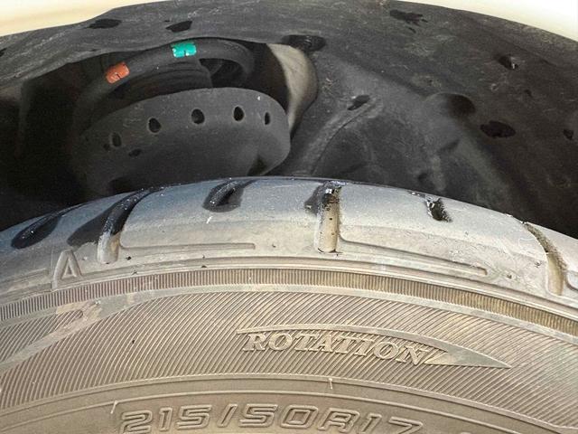 レヴォーグ 1.6GTアイサイト 4WD ETC ナビ TV クリアランスソナー オートクルーズコントロール レーンアシスト 衝突被害軽減システム アルミホイール オートライト スマートキー アイドリングストップ(15枚目)