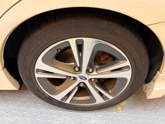 レヴォーグ 1.6GTアイサイト 4WD ETC ナビ TV クリアランスソナー オートクルーズコントロール レーンアシスト 衝突被害軽減システム アルミホイール オートライト スマートキー アイドリングストップ(18枚目)