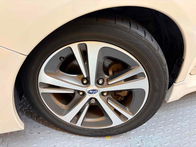 レヴォーグ 1.6GTアイサイト 4WD ETC ナビ TV クリアランスソナー オートクルーズコントロール レーンアシスト 衝突被害軽減システム アルミホイール オートライト スマートキー アイドリングストップ(19枚目)