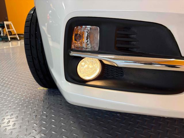 レヴォーグ 1.6GTアイサイト 4WD ETC ナビ TV クリアランスソナー オートクルーズコントロール レーンアシスト 衝突被害軽減システム アルミホイール オートライト スマートキー アイドリングストップ(22枚目)