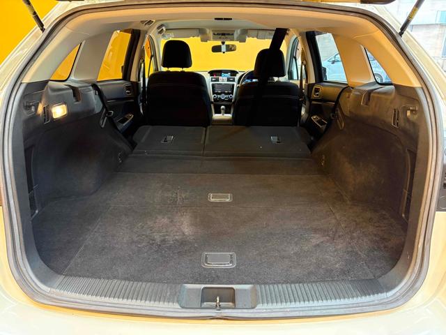 レヴォーグ 1.6GTアイサイト 4WD ETC ナビ TV クリアランスソナー オートクルーズコントロール レーンアシスト 衝突被害軽減システム アルミホイール オートライト スマートキー アイドリングストップ(30枚目)