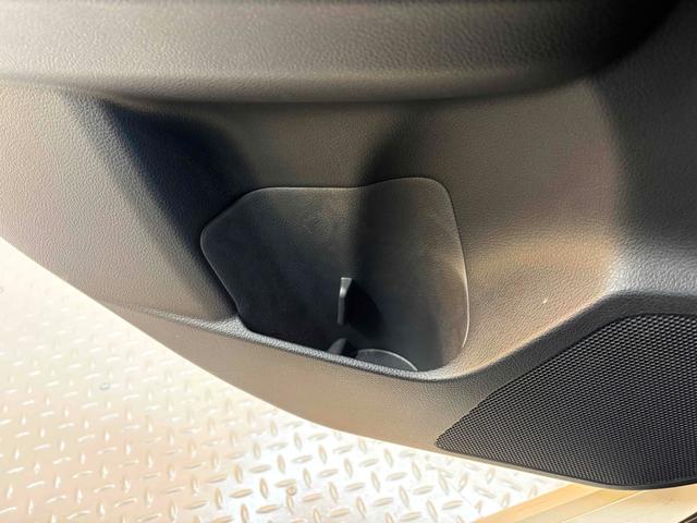 レヴォーグ 1.6GTアイサイト 4WD ETC ナビ TV クリアランスソナー オートクルーズコントロール レーンアシスト 衝突被害軽減システム アルミホイール オートライト スマートキー アイドリングストップ(40枚目)