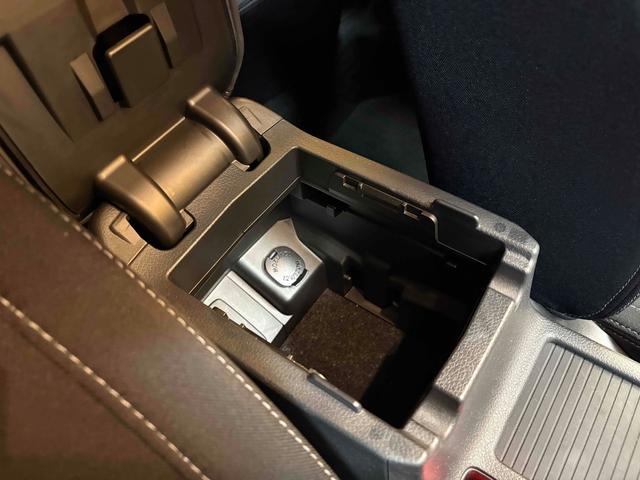 レヴォーグ 1.6GTアイサイト 4WD ETC ナビ TV クリアランスソナー オートクルーズコントロール レーンアシスト 衝突被害軽減システム アルミホイール オートライト スマートキー アイドリングストップ(71枚目)