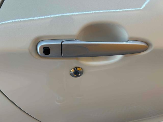 コペン ローブ　ＥＴＣ　ナビ　ＴＶ　ＣＶＴ　スマートキー　アイドリングストップ　シートヒーター　アルミホイール　ＥＳＣ　Ｂｌｕｅｔｏｏｔｈ　エアコン（22枚目）