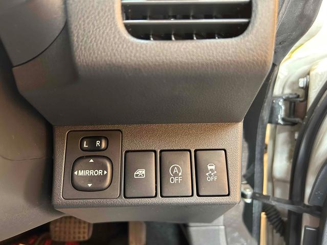 コペン ローブ　ＥＴＣ　ナビ　ＴＶ　ＣＶＴ　スマートキー　アイドリングストップ　シートヒーター　アルミホイール　ＥＳＣ　Ｂｌｕｅｔｏｏｔｈ　エアコン（33枚目）