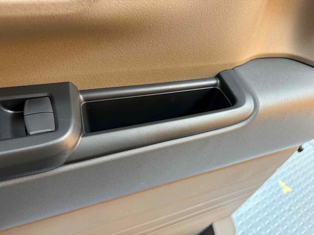 ホンダ N-BOXジョイ 67枚目