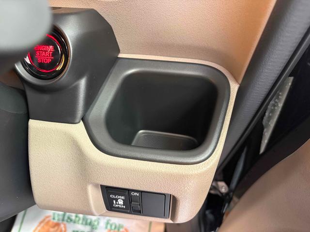 ホンダ N-BOXジョイ 69枚目