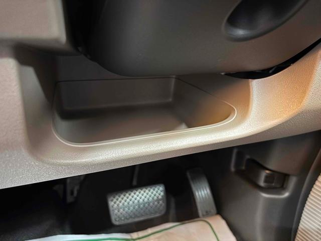 ホンダ N-BOXジョイ 70枚目