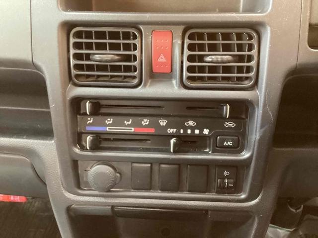 NT100クリッパートラック DX ミッション車 マニュアルエアコン 運転席エアバッグ 助手席エアバッグ シガーソケット パワーステアリング(7枚目)