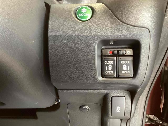 ホンダ N-BOXカスタム 7枚目