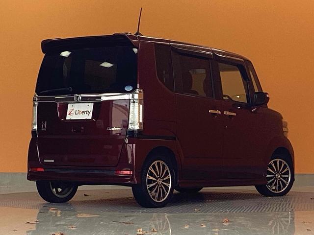 ホンダ N-BOXカスタム 21枚目