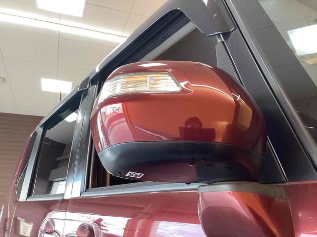 ホンダ N-BOXカスタム 25枚目