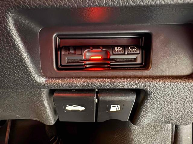 エクストレイル ２０Ｘ　エマージェンシーブレーキパッケージ　４ＷＤ　ＥＴＣ　バックカメラ　クリアランスソナー　衝突被害軽減システム　ナビ　ＴＶ　オートライト　アルミホイール　スマートキー　アイドリングストップ　電動格納ミラー　シートヒーター（48枚目）