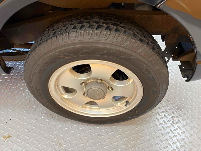 ジムニー クロスアドベンチャー　４ＷＤ　ＥＴＣ　ナビ　電動格納ミラー　シートヒーター　ＡＴ　ＣＤ　ＤＶＤ再生　アルミホイール　エアコン　パワーウィンドウ（20枚目）