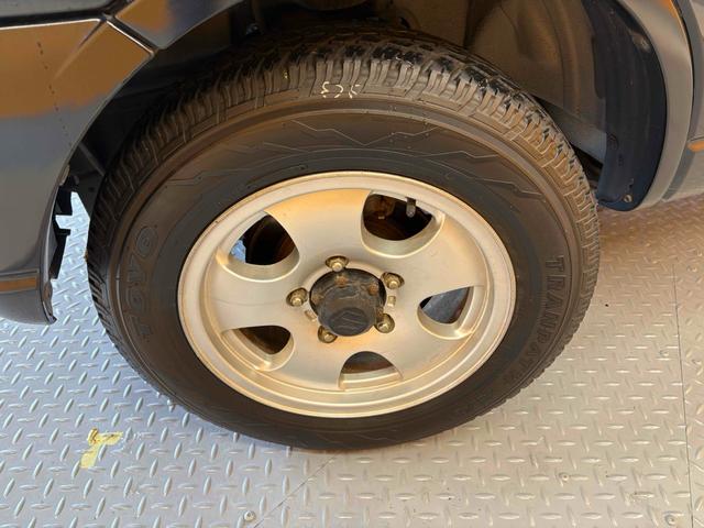ジムニー クロスアドベンチャー　４ＷＤ　ＥＴＣ　ナビ　電動格納ミラー　シートヒーター　ＡＴ　ＣＤ　ＤＶＤ再生　アルミホイール　エアコン　パワーウィンドウ（21枚目）