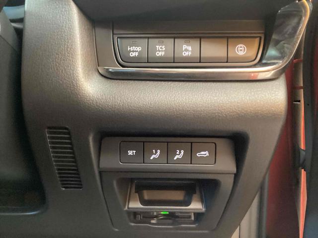 �w�A�C�h�����O�X�g�b�v�x�N���}����Ԃ���Ǝ����I�ɃG���W�����~���A���ʂȔR�������r�o�K�X��}���܂��B�f�����G���W�����Ďn��������ȂǁA�h���C�o�[�̊��o�ƃY���̂Ȃ����R�Ȑ����ڎw���Ă��܂��B