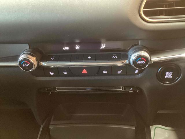 �C���ɍ��킹�Ē����I�ɑ��삷�邱�ƂŁA�ԓ������ł����K�ɕۂĂ܂��B