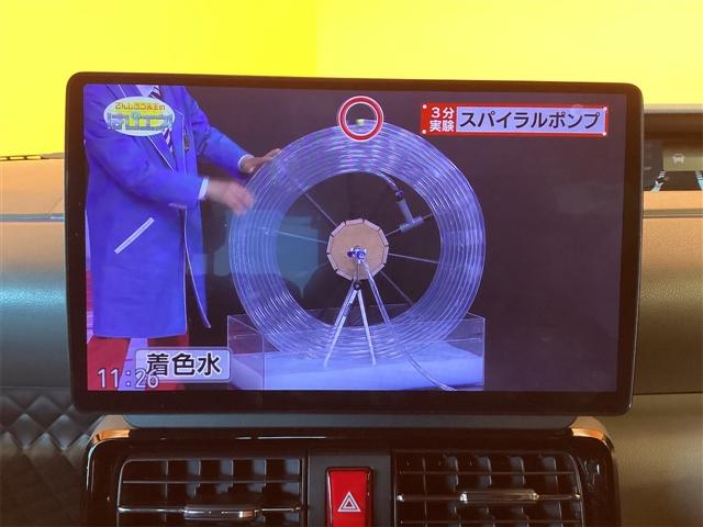 タント カスタムＲＳセレクション　ＥＴＣ　バックカメラ　両側電動スライドドア　ナビ　ＴＶ　クリアランスソナー　オートクルーズコントロール　レーンアシスト　衝突被害軽減システム　オートライト　ＬＥＤヘッドランプ（7枚目）