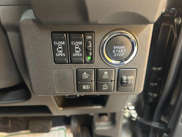 ピクシスメガ Ｌ　ＳＡＩＩＩ　４ＷＤ　ＥＴＣ　バックカメラ　両側電動スライドドア　クリアランスソナー　衝突被害軽減システム　オートマチックハイビーム　オートライト　スマートキー　アイドリングストップ　シートヒーター　ベンチシート（6枚目）