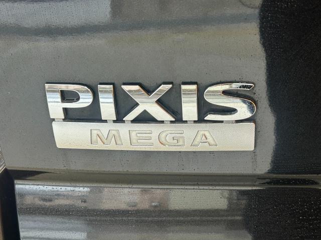 ピクシスメガ Ｌ　ＳＡＩＩＩ　４ＷＤ　ＥＴＣ　バックカメラ　両側電動スライドドア　クリアランスソナー　衝突被害軽減システム　オートマチックハイビーム　オートライト　スマートキー　アイドリングストップ　シートヒーター　ベンチシート（24枚目）