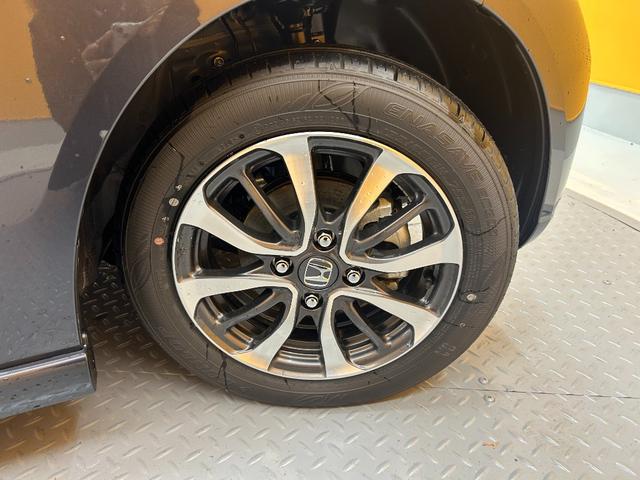 Ｎ－ＢＯＸカスタム ベースグレード　バックカメラ　両側スライド・片側電動　クリアランスソナー　オートクルーズコントロール　レーンアシスト　衝突被害軽減システム　オートライト　ＬＥＤヘッドランプ　スマートキー　アイドリングストップ（23枚目）