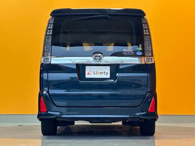 トヨタ ヴォクシー 20枚目