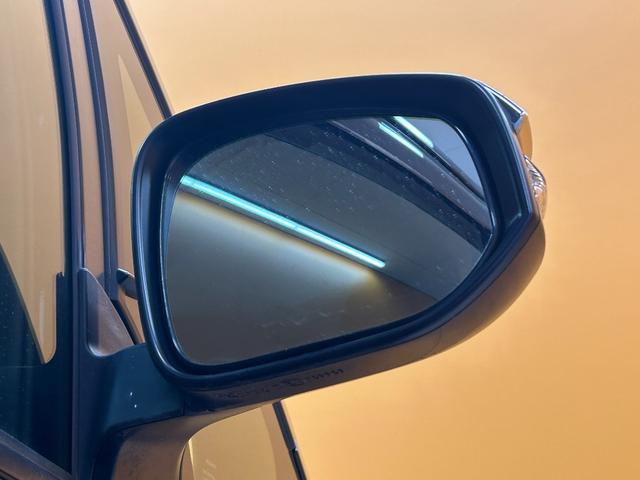 トヨタ ヴォクシー 24枚目